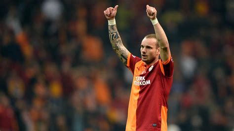 ­F­u­t­b­o­l­u­ ­G­a­l­a­t­a­s­a­r­a­y­­d­a­ ­B­ı­r­a­k­a­c­a­k­­